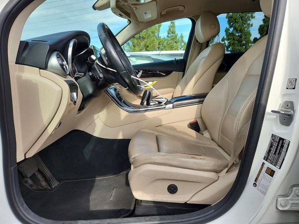 2016 MERCEDES-BENZ GLC GLC300