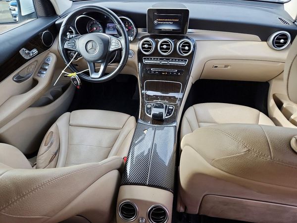 2016 MERCEDES-BENZ GLC GLC300