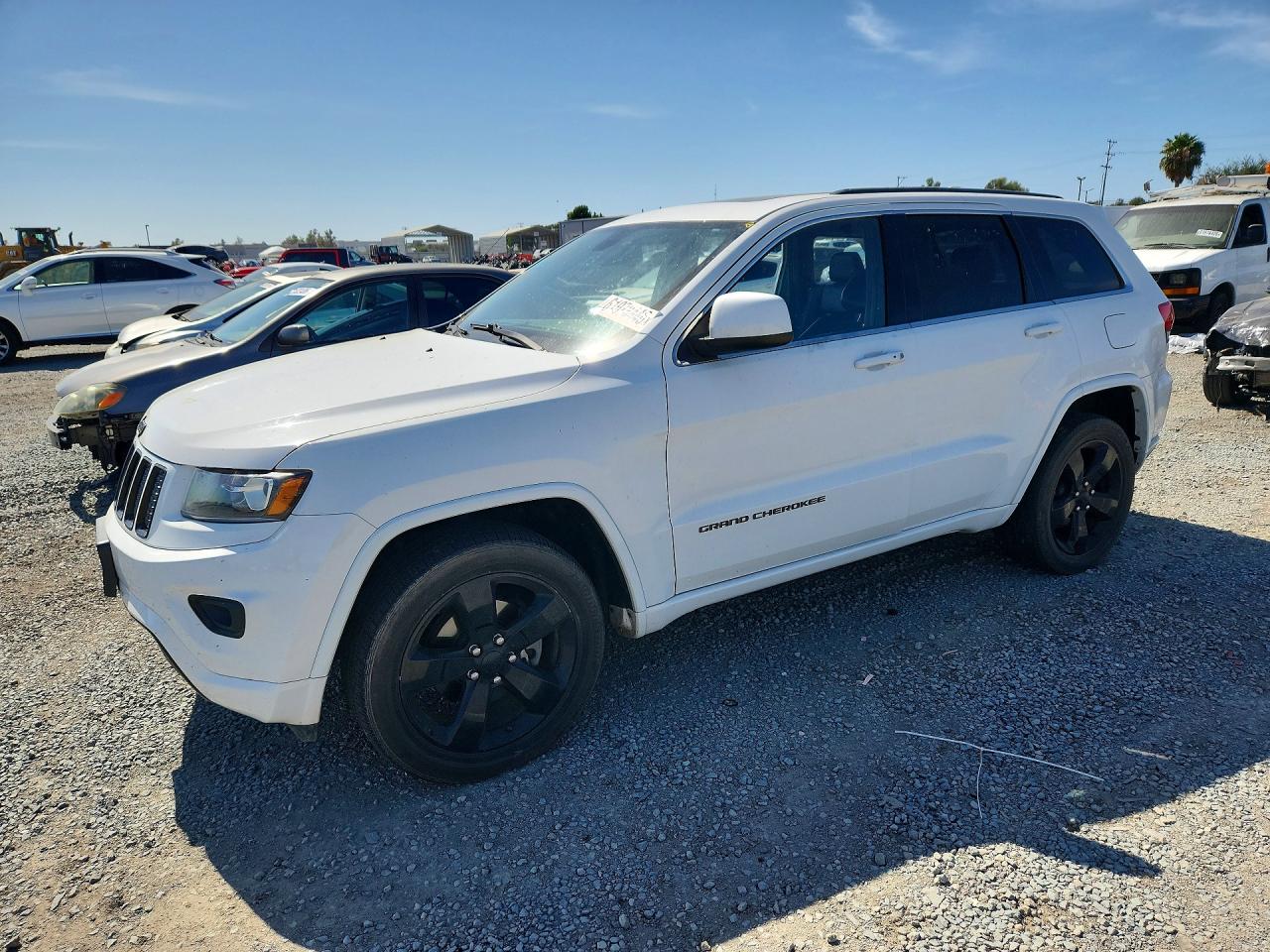 2015 JEEP GRAND CHEROKEE LAREDO 4X2