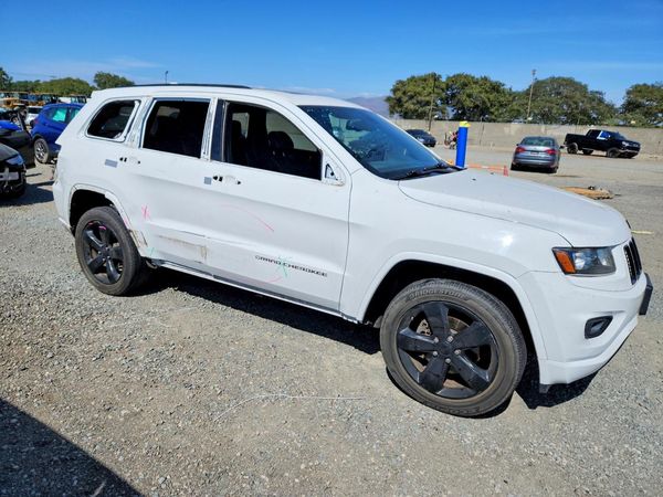 2015 JEEP GRAND CHEROKEE LAREDO 4X2