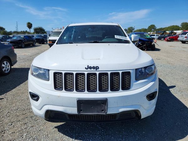 2015 JEEP GRAND CHEROKEE LAREDO 4X2
