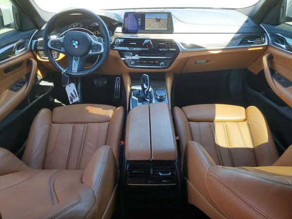 2018 BMW 530