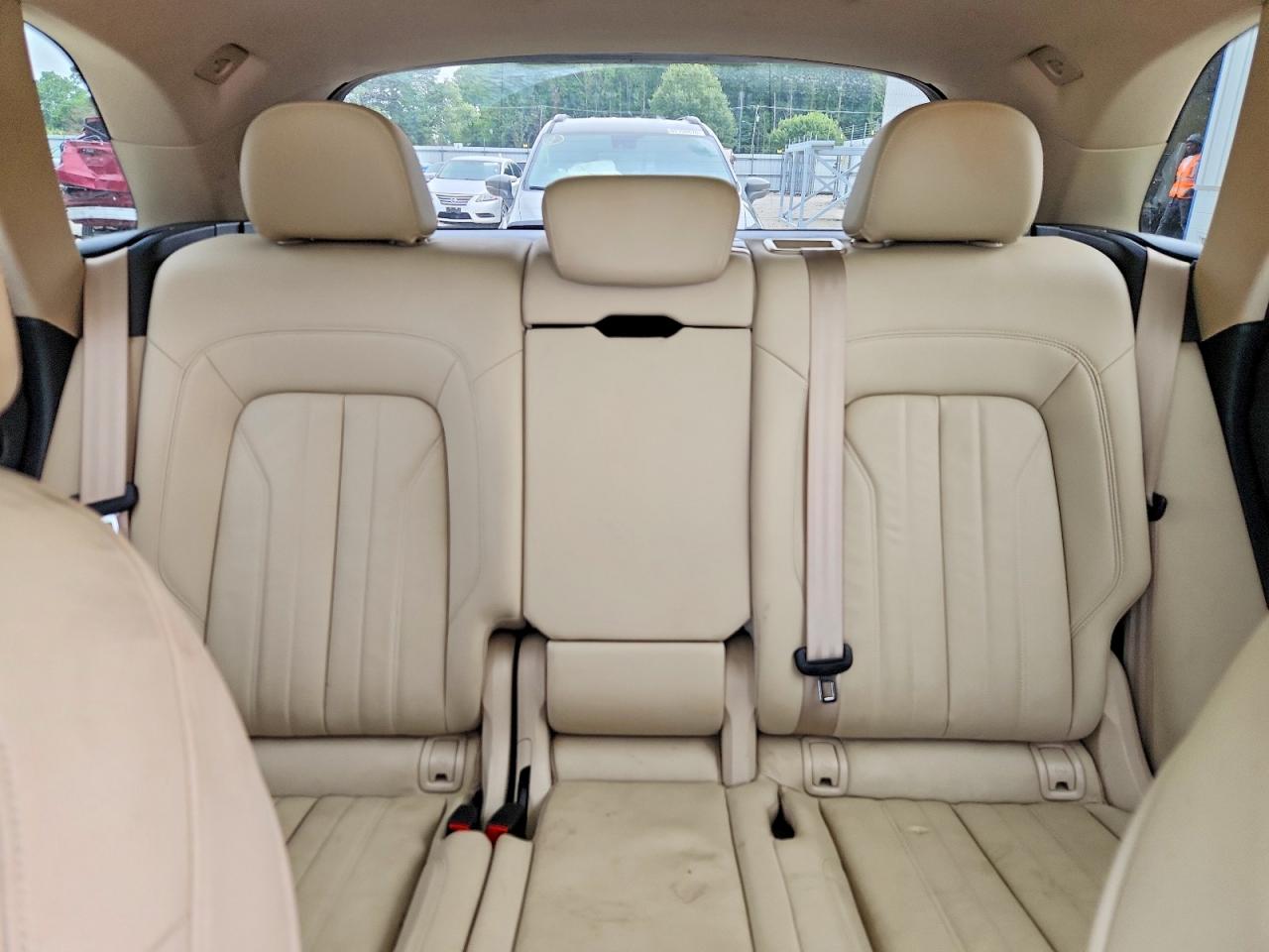 2018 AUDI Q5 quattro Prestige