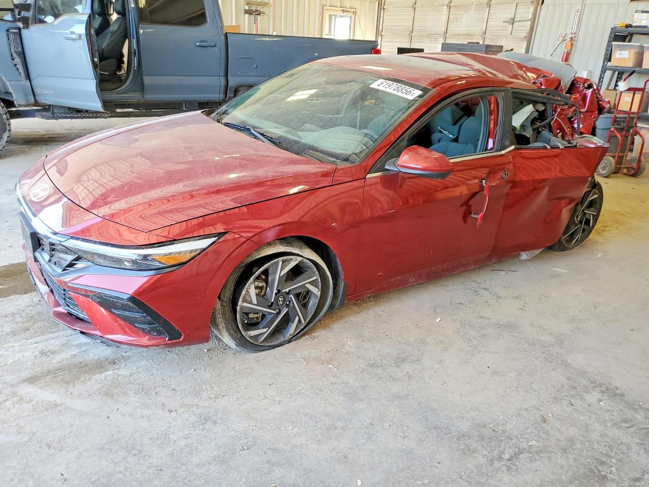 2024 HYUNDAI ELANTRA