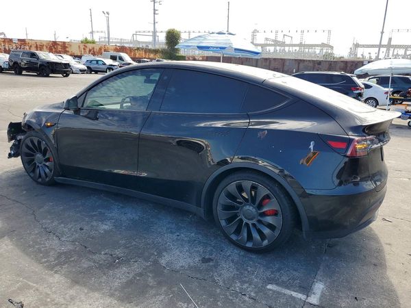 2022 TESLA MODEL Y
