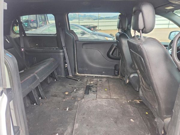 2016 DODGE GRAND CARAVAN R/T