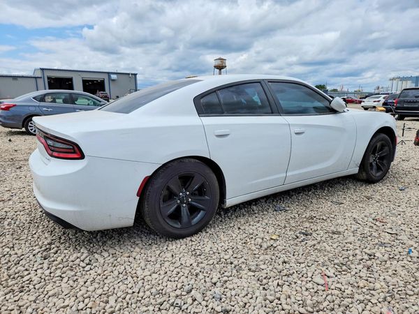 2016 DODGE CHARGER SXT