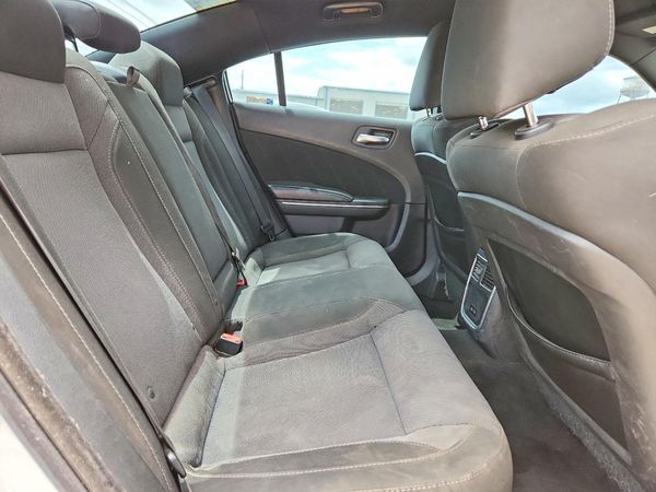2016 DODGE CHARGER SXT