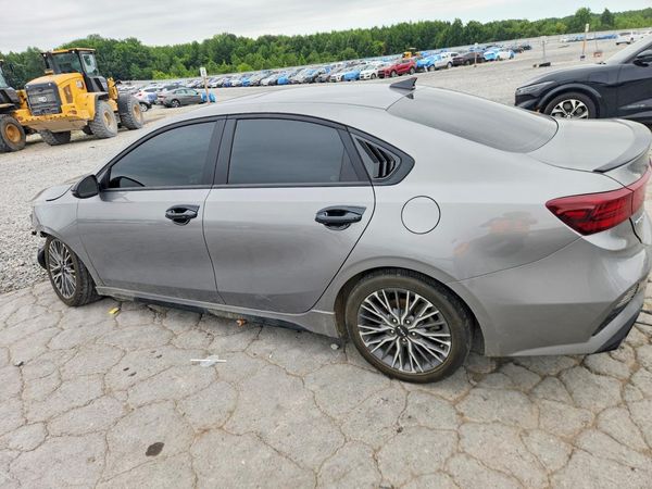 2022 KIA FORTE GT Line