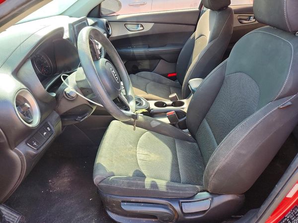 2021 KIA FORTE FE, LXS