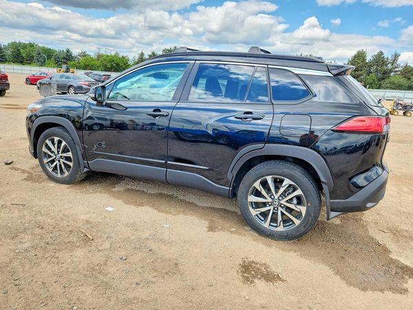 2023 TOYOTA COROLLA CROSS XLE
