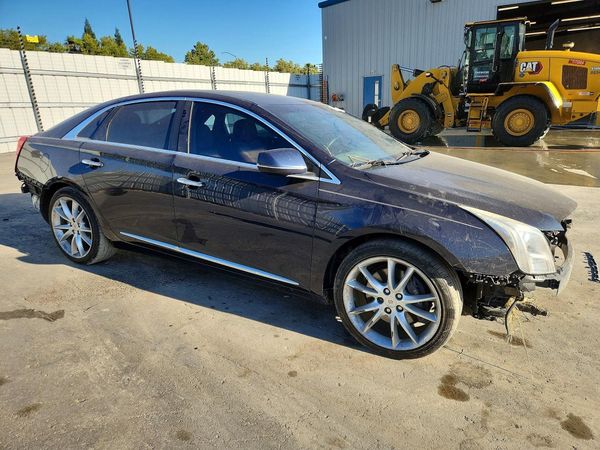 2015 CADILLAC XTS Premium