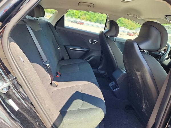2026 KIA K4 LX, LXS