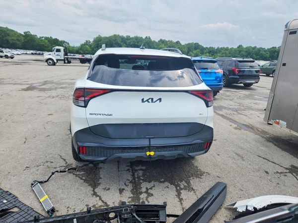 2025 KIA SPORTAGE X-Line