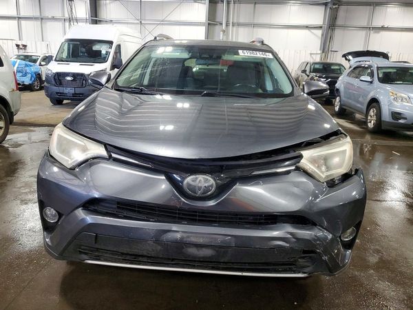 2018 TOYOTA RAV4 Adventure/XLE