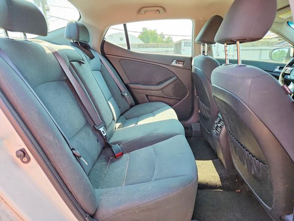 2014 KIA OPTIMA GL - Middle-low