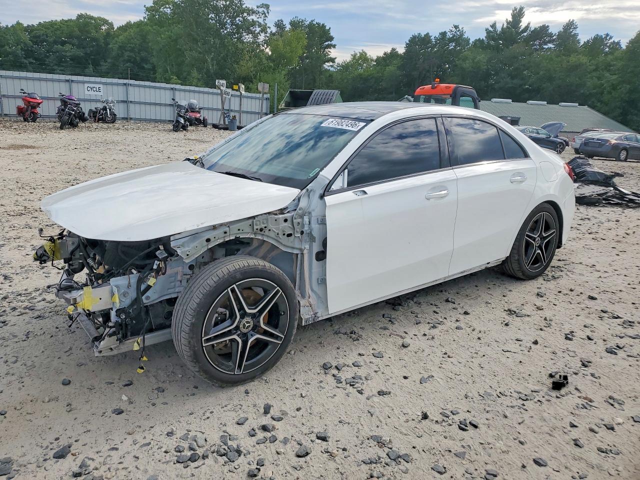 2019 MERCEDES-BENZ A