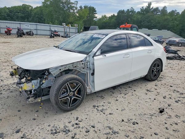 2019 MERCEDES-BENZ A
