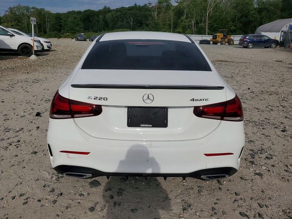 2019 MERCEDES-BENZ A