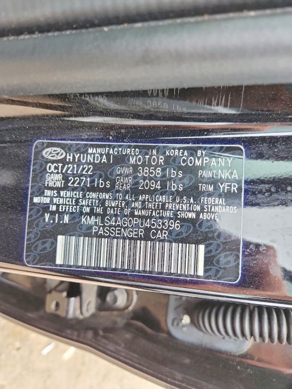 2023 HYUNDAI ELANTRA
