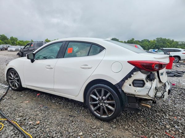 2018 MAZDA 3 Grand Touring