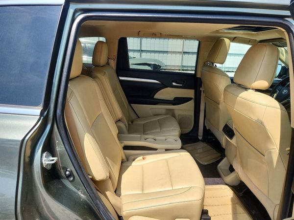2017 TOYOTA HIGHLANDER SE/XLE