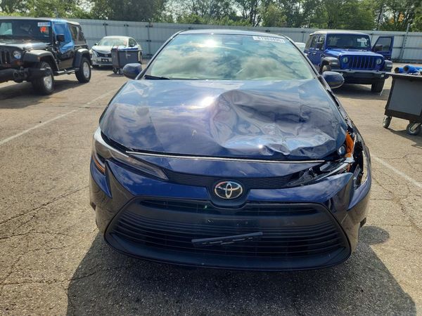 2024 TOYOTA COROLLA