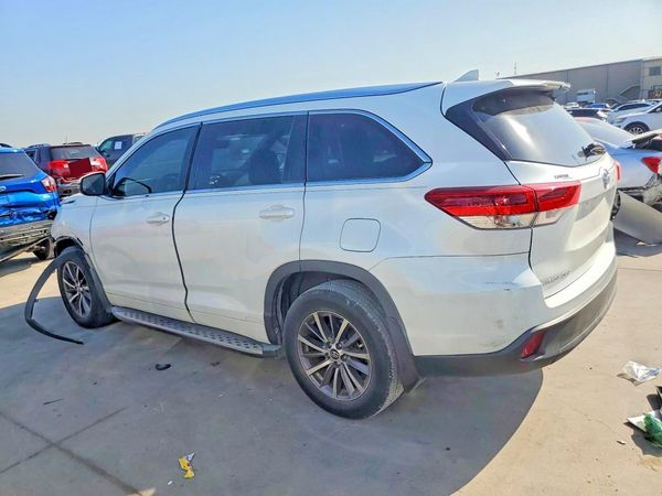 2017 TOYOTA HIGHLANDER SE/XLE