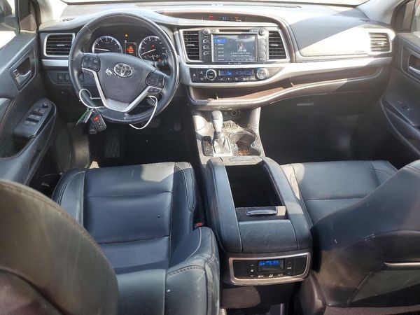 2017 TOYOTA HIGHLANDER SE/XLE
