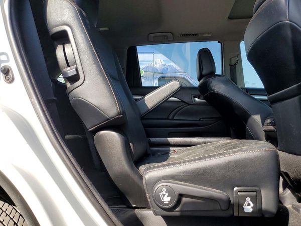 2017 TOYOTA HIGHLANDER SE/XLE