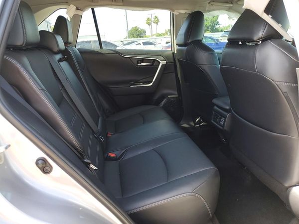 2022 TOYOTA RAV4 Limited