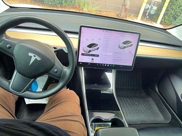 2020 TESLA MODEL 3