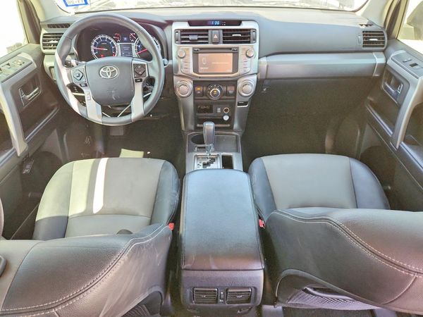 2018 TOYOTA 4RUNNER Ltd/SR5/SR5 Premium