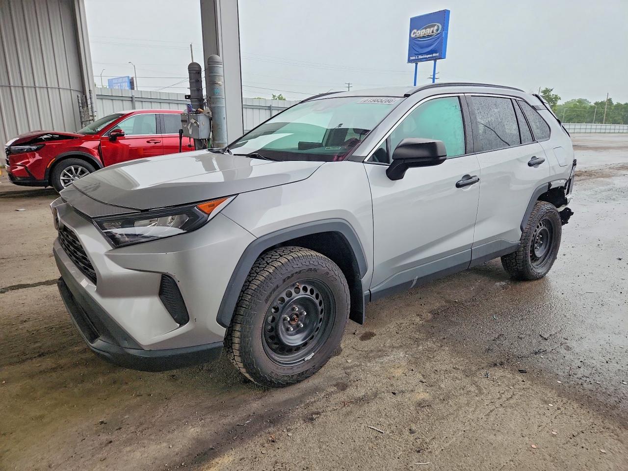 2019 TOYOTA RAV4 LE