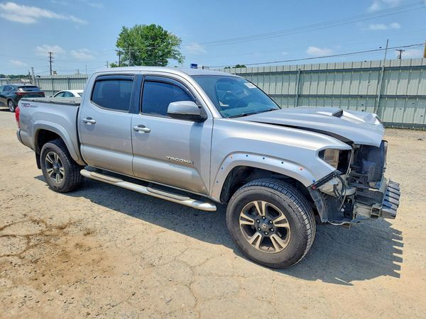 2016 TOYOTA TACOMA