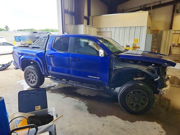 2025 TOYOTA TACOMA
