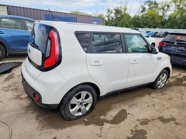 2018 KIA SOUL Base