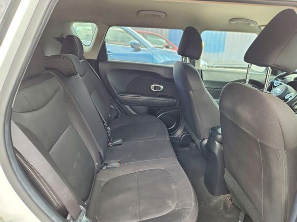 2018 KIA SOUL Base