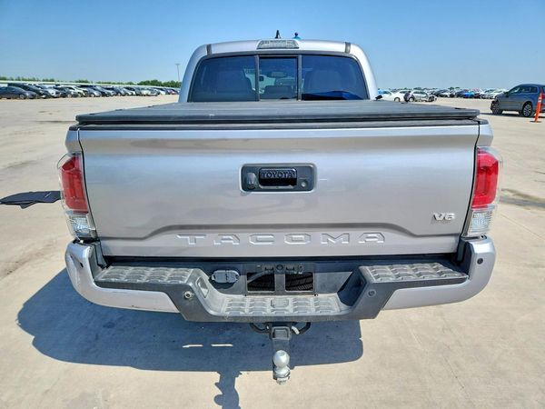 2016 TOYOTA TACOMA Limited
