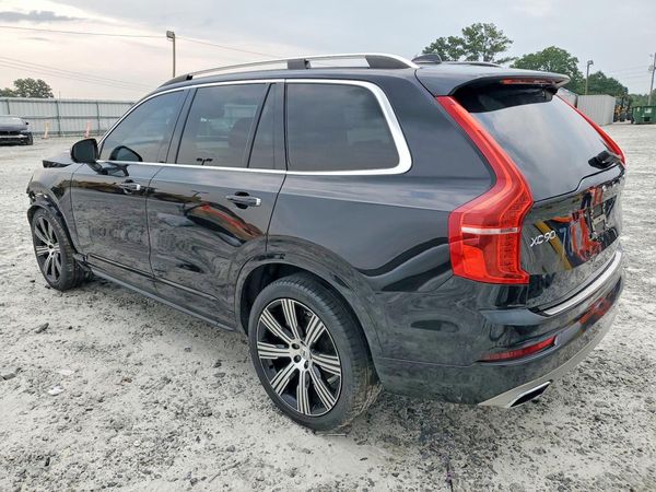 2016 VOLVO XC90