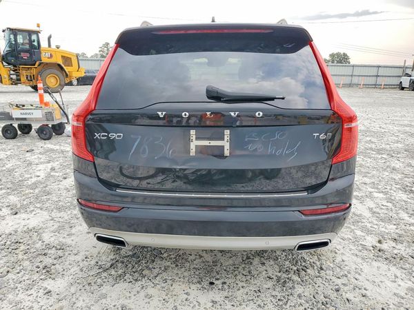 2016 VOLVO XC90