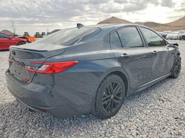 2025 TOYOTA CAMRY