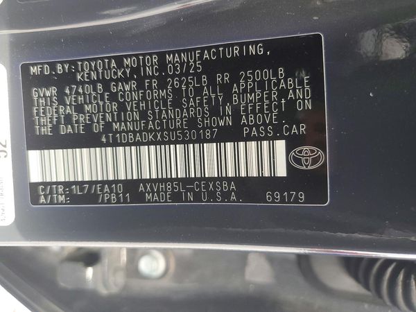 2025 TOYOTA CAMRY