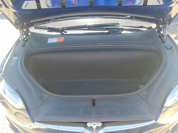 2018 TESLA MODEL X