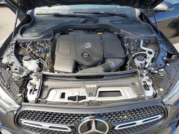 2024 MERCEDES-BENZ GLC GLC300
