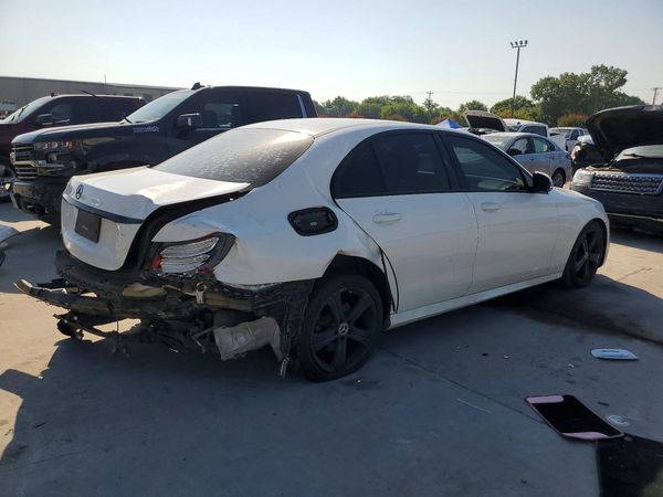 2018 MERCEDES-BENZ E E300