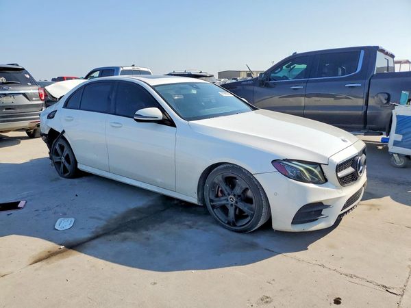 2018 MERCEDES-BENZ E E300