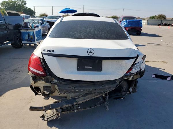 2018 MERCEDES-BENZ E E300