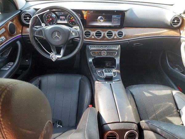 2018 MERCEDES-BENZ E E300