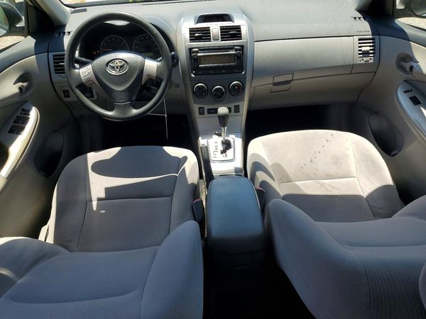 2012 TOYOTA COROLLA